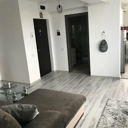 Apartament Dana M4 公寓 那沃达利